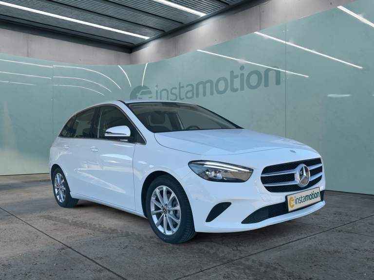 Mercedes-Benz B 180