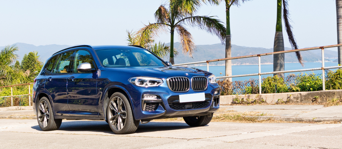 BMW X3 in Fahrt